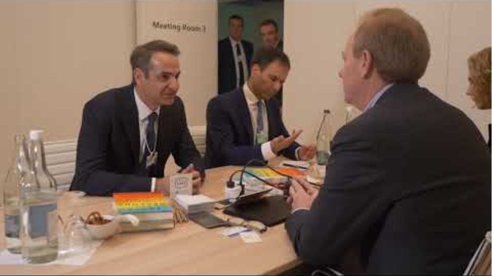 O Μητσοτάκης με τον πρόεδρο της Microsoft - Συζήτησαν για Data Center στην Ελλάδα - Φωτογραφία 2