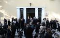 Ξεκινά η δίκη για την τραγωδία στη Μάνδρα: Στο εδώλιο Δούρου, πρώην δήμαρχοι και πολεοδόμοι - Φωτογραφία 3
