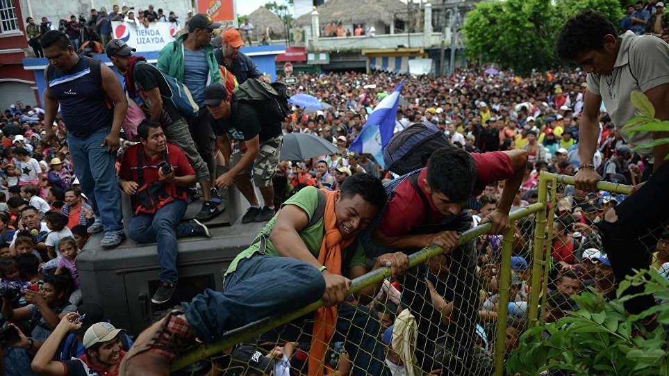 Μεξικανός πρόεδρος: Τα καραβάνια των μεταναστών είναι πολιτικώς υποκινούμενα - Φωτογραφία 1