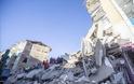 Τουρκία: Στους 29 οι νεκροί - Δεκάδες εγκλωβισμένοι - Φόβοι για μεγαλύτερο σεισμό - Φωτογραφία 4