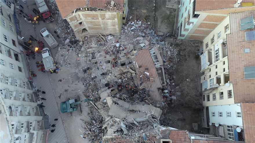 Σεισμός στην Τουρκία: Στους 31 οι νεκροί - Φωτογραφία 6