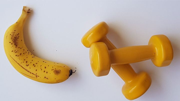 Γιατί πρέπει να τρως μπανάνα πριν τη γυμναστική - Φωτογραφία 1