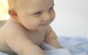 Το μωρό μπουσουλάει! Πέντε πολύτιμα tips για τους γονείς