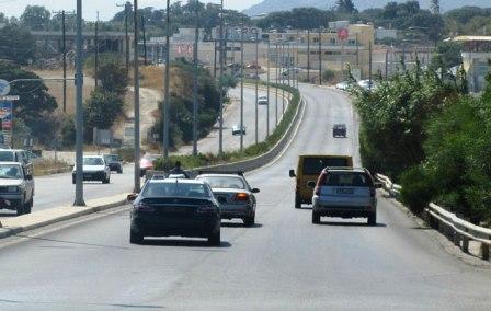 Κίνδυνος ατυχήματος: χωρίς σηματοδότες ο κόμβος στα Ασγούρου - Φωτογραφία 1
