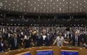Ευρωκοινοβούλιο: Με σκωτσέζικο ύμνο η Ευρώπη είπε «αντίο» στη Βρετανία