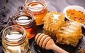 Το μέλι παχαίνει όσο η ζάχαρη: Εσείς τι λέτε;