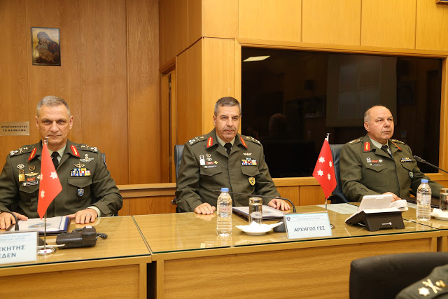 Επίσκεψη Αρχηγού Γενικού Επιτελείου Στρατού στο Στρατηγείο της ΑΣΔΕΝ - Φωτογραφία 4