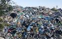 Απομάκρυνση 2000 τόνων σκουπιδιών από τη Χάλκη - Φωτογραφία 1
