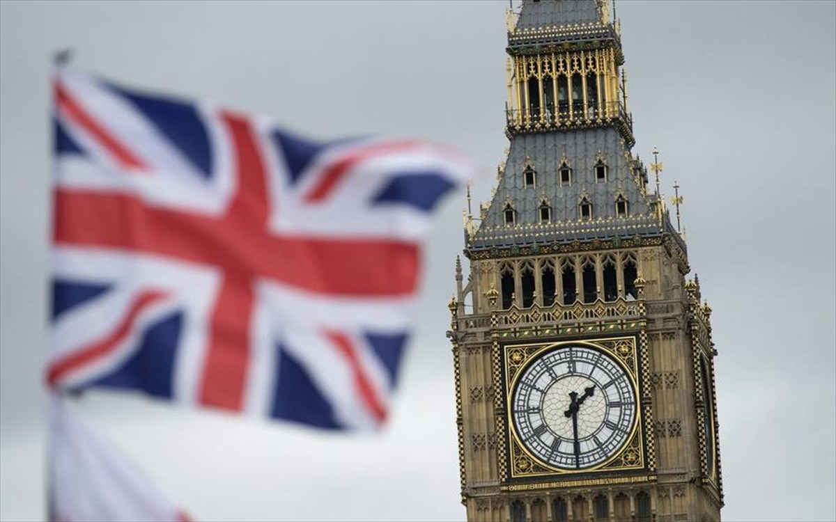 Βρετανία:Το ρολόι της παραγωγικότητας γυρνάει... 250 χρόνια πίσω! - Φωτογραφία 1