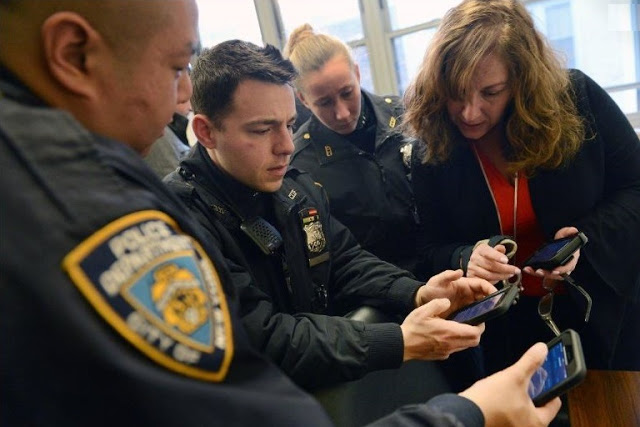 Τα μπλοκάκια της αστυνομίας της Νέας Υόρκης θα αντικατασταθούν σύντομα από iPhones - Φωτογραφία 1