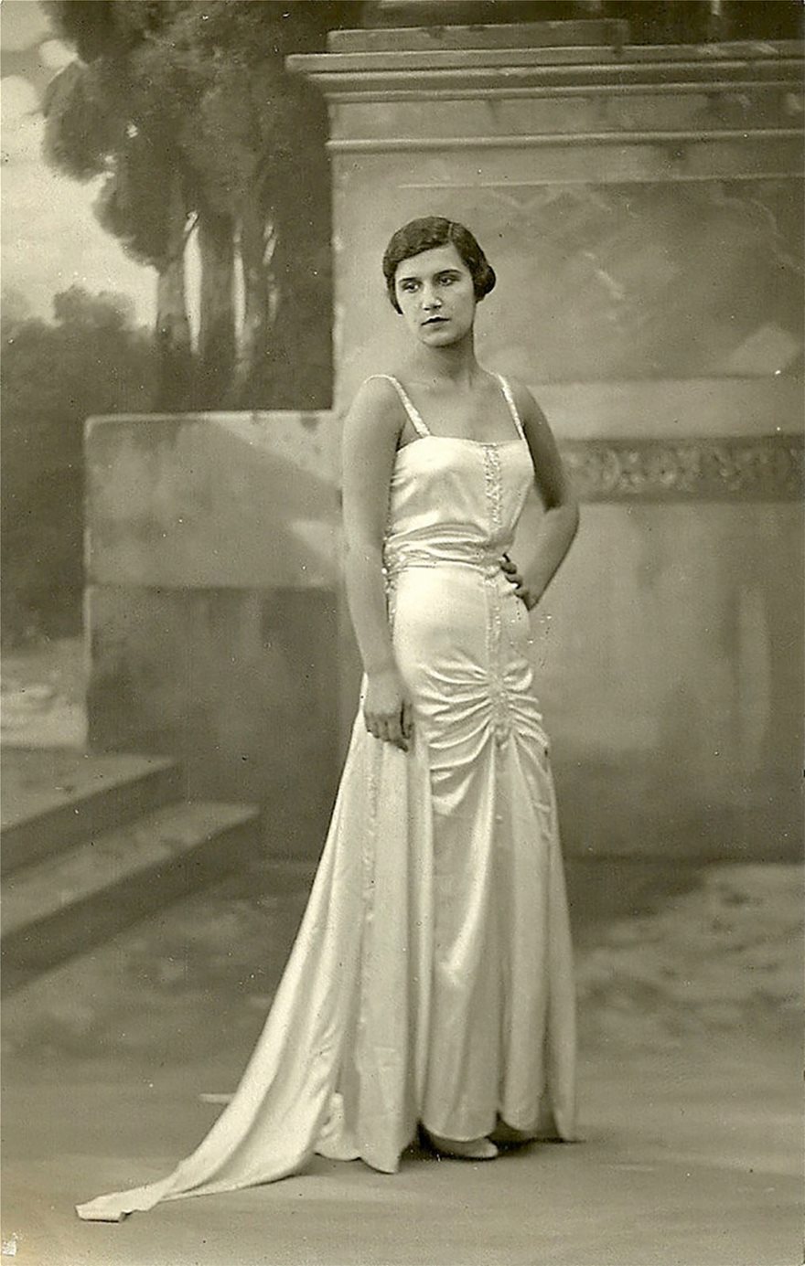 Αλίκη Διπλαράκου: Η Μανιάτισσα καλλονή που πάτησε το άβατο του Αγίου Όρους, έγινε σαν σήμερα η πρώτη Ελληνίδα Μις Ευρώπη - Φωτογραφία 9