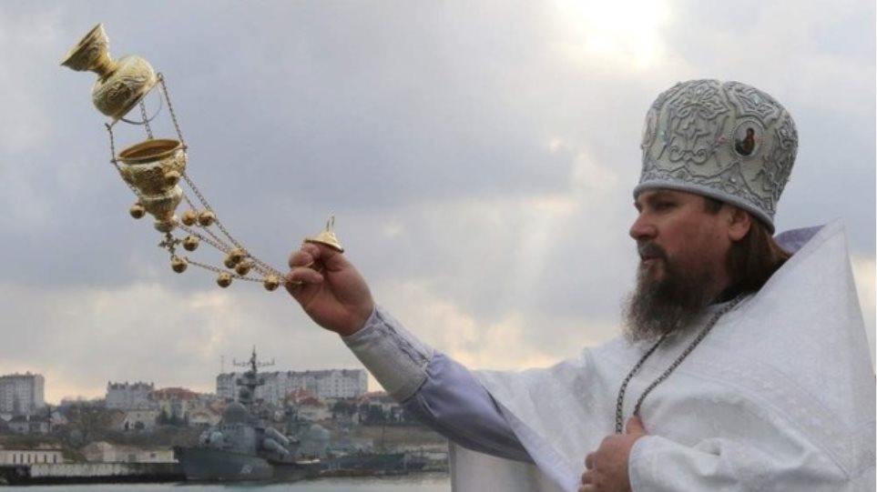 Η Ρωσική εκκλησία ζητά να σταματήσουν οι αγιασμοί σε πυρηνικά όπλα! - Φωτογραφία 1