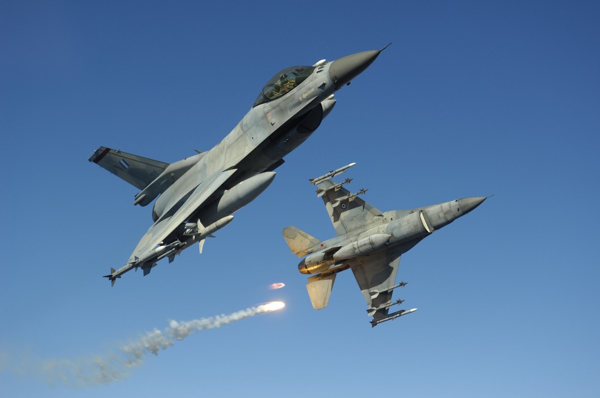 F-16 Viper στην Ελλάδα - Υπεροπλία στο Αιγαίο: Σε αναμμένα κάρβουνα η Άγκυρα - Φωτογραφία 1