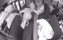 Οχάιο: Καρέ - καρέ η τρομακτική στιγμή που ανατρέπεται σχολικό λεωφορείο