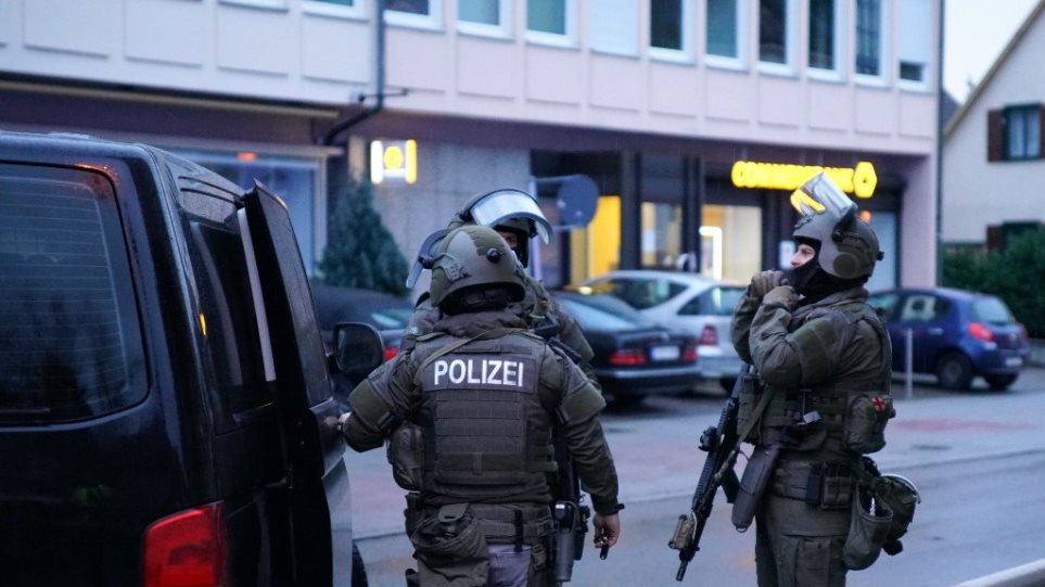 Πυροβολισμοί στη Βάδη-Βυρτεμβέργη - Tουλάχιστον δύο τραυματίες - Φωτογραφία 1