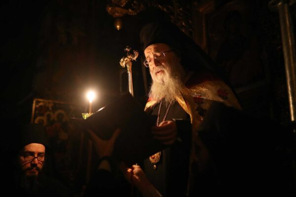 13186 - Με χειροτονία τιμήθηκε η εορτή της Υπαπαντής στην Ι.Μ.Μ. Βατοπαιδίου - Φωτογραφία 2