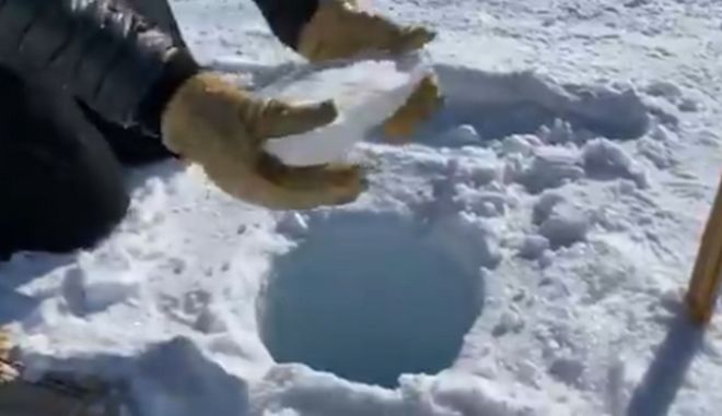 Δεν έχετε ξανακούσει -Ο ήχος του πάγου που πέφτει σε τρύπα 137 μέτρων - Φωτογραφία 1