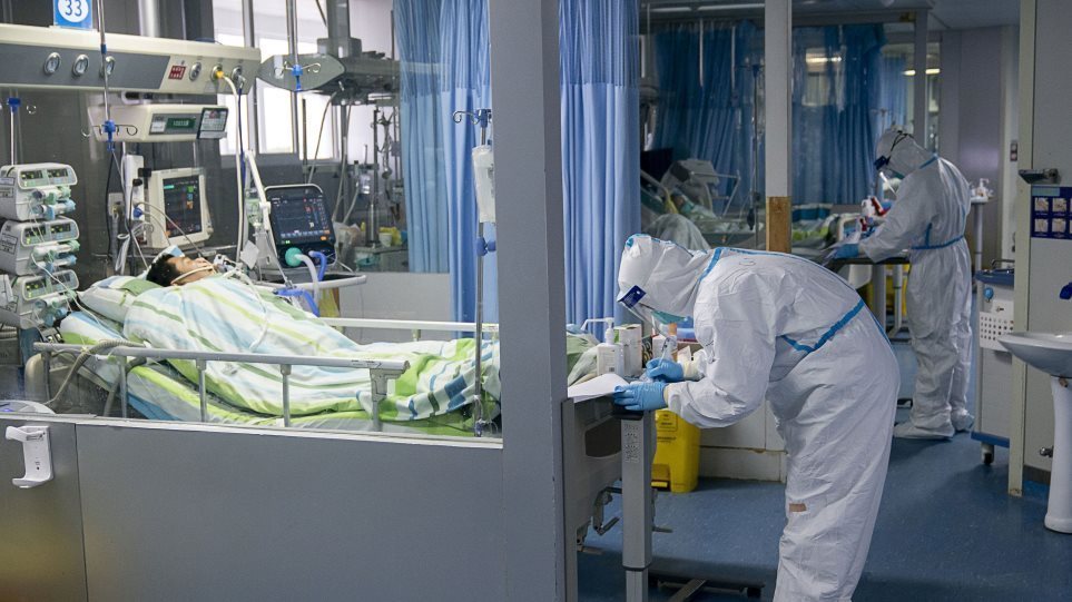 Κορωνοϊός: Πέθανε ο διευθυντής νοσοκομείου της Ουχάν - Φωτογραφία 1