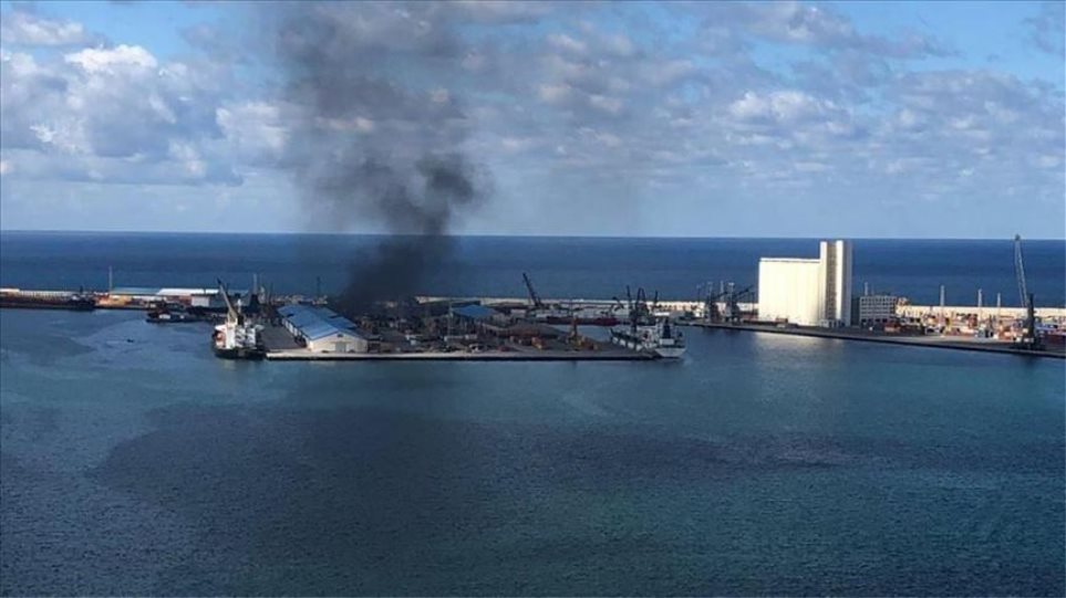 Λιβύη: Η εκλεγμένη κυβέρνηση αρνήθηκε τον βομβαρδισμό τουρκικού πλοίου στην Τρίπολη - Φωτογραφία 1