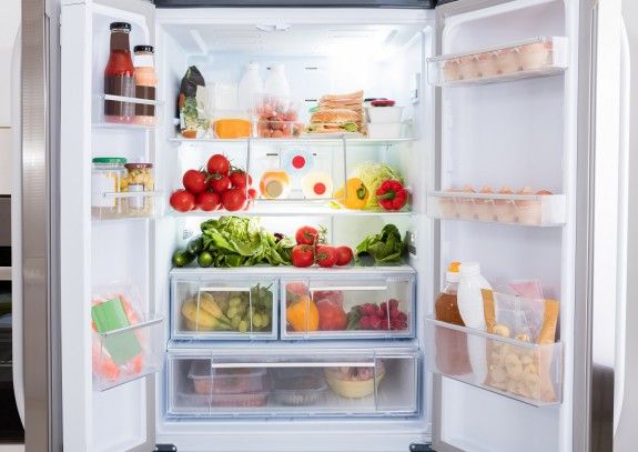 Πώς θα καθαρίσεις τέλεια το ψυγείο σου - Φωτογραφία 1