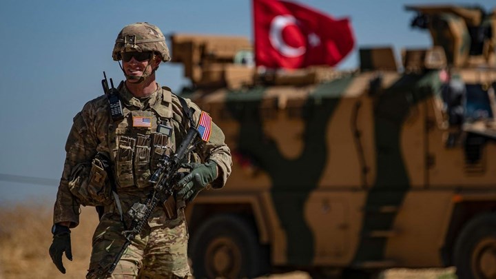 Τουρκία: Ζήτησε στρατιωτική βοήθεια από τις ΗΠΑ για τη Συρία - Φωτογραφία 1