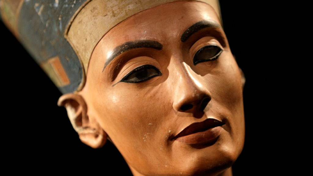 Ο τάφος του Τουταγχαμών: Ίσως βρέθηκε η Νεφερτίτη - Φωτογραφία 1