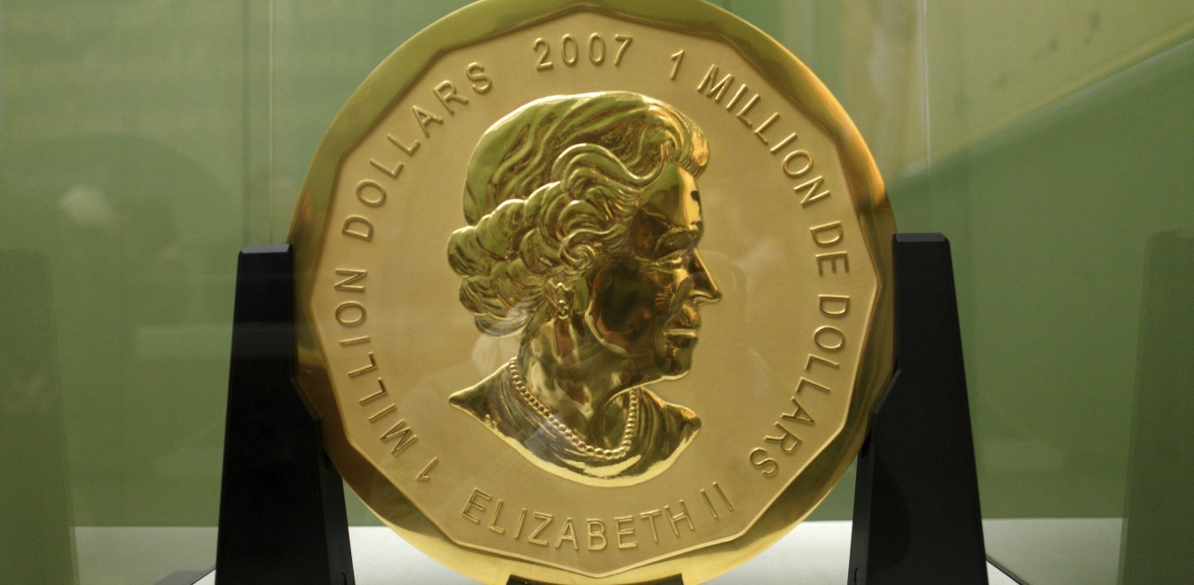 Πώς τρία παιδιά έκλεψαν το μεγαλύτερο χρυσό νόμισμα του κόσμου βάρους 100 κιλών - Φωτογραφία 1