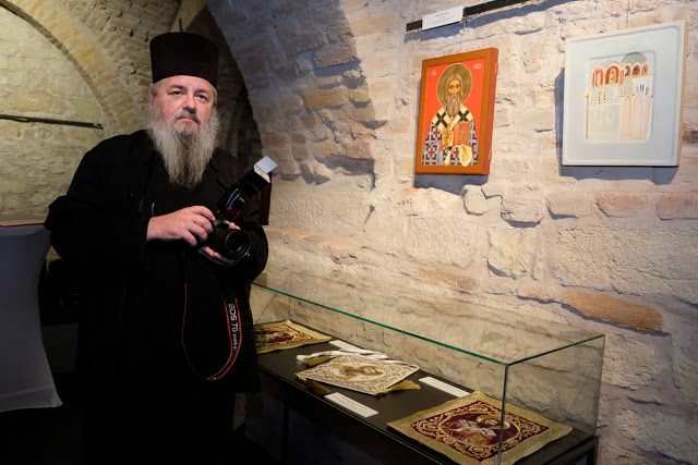 13218 - Παρουσία του Ηγουμένου της Ιεράς Μονής Χιλιανδαρίου τα εγκαίνια της έκθεσης για τον Άγιο Σάββα τον Χιλιανδαρινό στο Βελιγράδι (φωτογραφίες) - Φωτογραφία 100