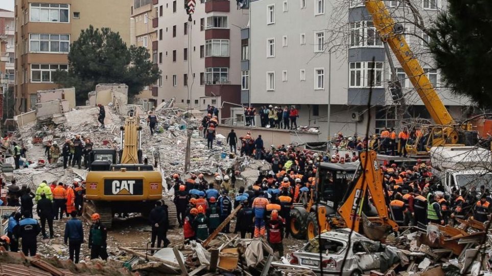 Λέκκας: Επίκειται μεγάλος σεισμός στην Κωνσταντινούπολη - Όσο αργεί, φοβόμαστε για το μέγεθος - Φωτογραφία 1