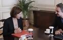 Συνάντηση Μητσοτάκη με τη Γαλλίδα Υπουργό Άμυνας