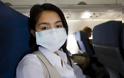 Κορωνοϊός: Πώς εξαπλώνεται μέσα σε ένα αεροπλάνο – Η πιο ασφαλής θέση να κάθεστε