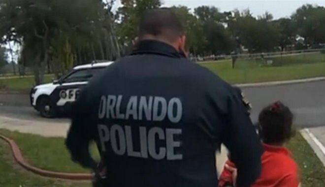Σοκάρει η σύλληψη μιας 6χρονης στο σχολείο της στη Φλόριντα (video) - Φωτογραφία 1