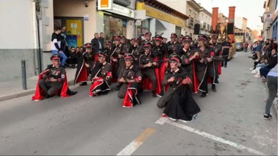 Οργή στο Ισραήλ για τους «Ναζί» σε καρναβάλι της Ισπανίας - Φωτογραφία 2