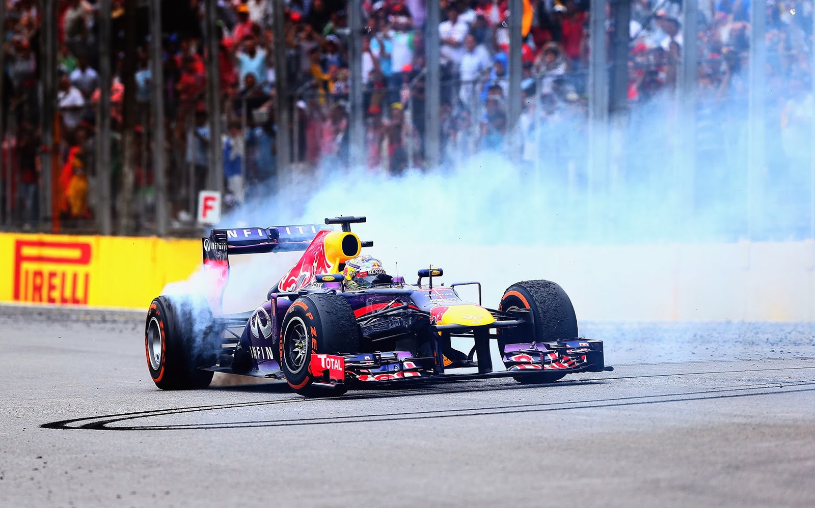 F1 GP Βραζιλίας - RACE: Αυλαία με τον Vettel των ρεκόρ! - Φωτογραφία 1