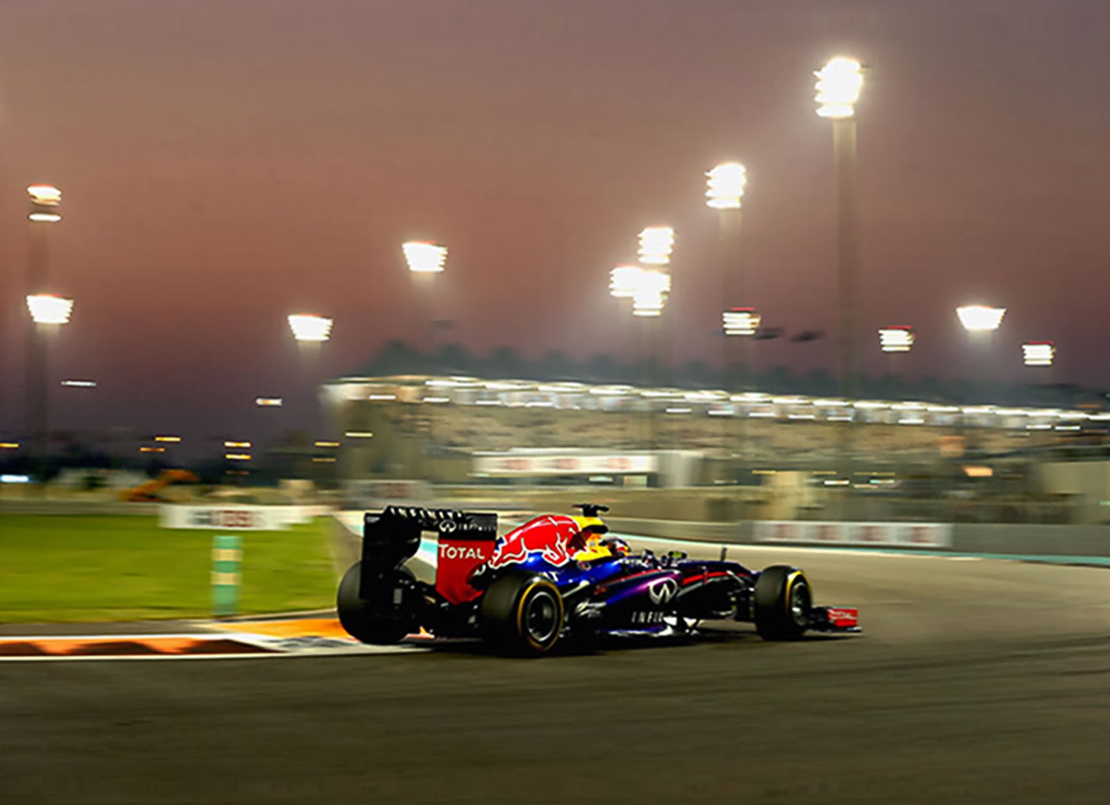 F1 GP Abu Dhabi - FP3: Vettel - Webber, από κοντά η Mercedes - Φωτογραφία 1