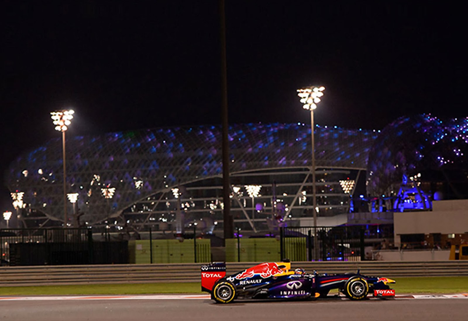 F1 GP Abu Dhabi - FP2: Μετά το «διάλειμμα» Vettel - Φωτογραφία 1