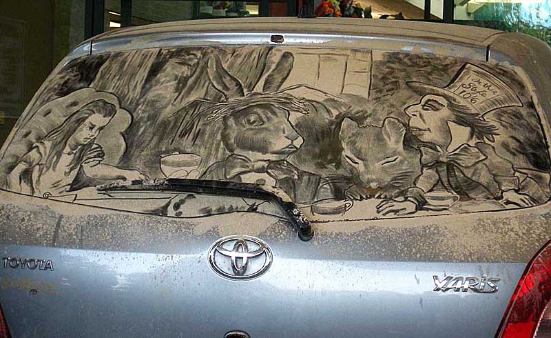Έργα τέχνης σε σκονισμένα αυτοκίνητα! (Photos) - Φωτογραφία 11