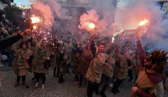 Κορονοϊός: Ακυρώνεται το καρναβάλι σε όλη τη χώρα - Φωτογραφία 1