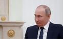 Ο Πούτιν επιθεώρησε τη ρωσική Ντίσνεϊλαντ