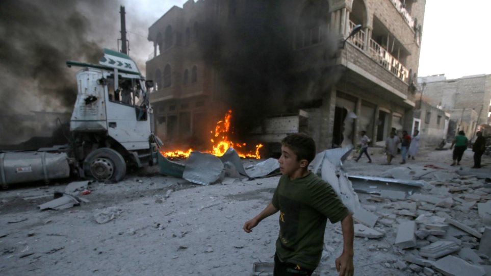 16 Σύροι στρατιώτες σκοτώθηκαν σε βομβαρδισμούς του τουρκικού στρατού στην Ιντλίμπ - Φωτογραφία 1