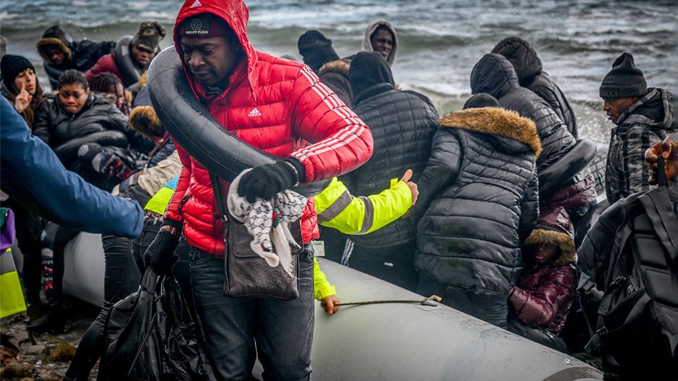 Μαρτυρία Τούρκου διακινητή: Με εντολή Ερντογάν θα στείλουμε μετανάστες στα νησιά, φτιάχνουμε σκάφη - Φωτογραφία 1