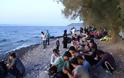 Εργαζόμενοι σε ΜΚΟ αναχωρούν από τη Λέσβο γιατί φοβούνται επιθέσεις από εξαγριωμένους Έλληνες - Φωτογραφία 2