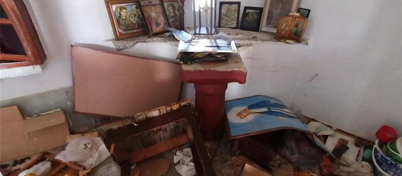 Συγκλονιστικές εικόνες: Εξεγερμένοι αλλοδαποί κατέστρεψαν το εκκλησάκι του Άγιου Γεωργίου στην Μόρια της Λέσβου - Φωτογραφία 1