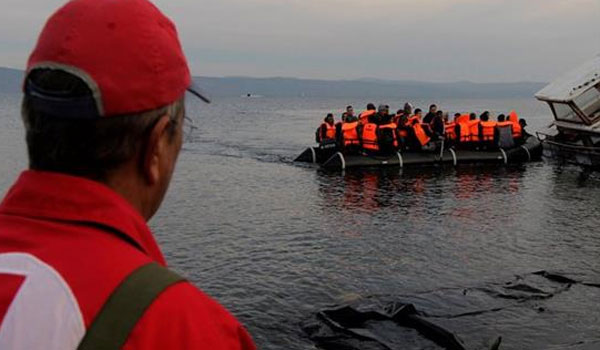 Τoυρκικά ΜΜΕ: Πρόσφυγες και μετανάστες έφυγαν από Αττάλεια για Καστελόριζο - Φωτογραφία 1