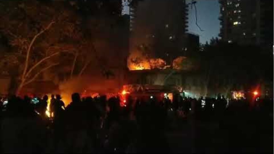 Χιλή: Διαδηλώσεις και βίαια επεισόδια στο Σαντιάγο - Φωτογραφία 2