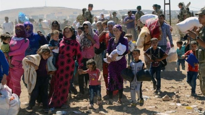 Interfax: Η Τουρκία προωθεί 130.000 πρόσφυγες προς την Ελλάδα - Φωτογραφία 1