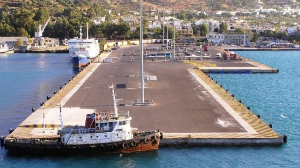 Τραγικός θάνατος 45χρονου μέσα στο πλοίο στο λιμάνι της Σούδας - Φωτογραφία 1