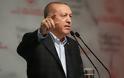 Προκλητικός Ερντογάν: «Ελλάδα μην μπλέκεις με την Τουρκία - Άνοιξε τα σύνορά σου»