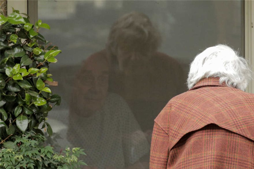 Ουάσινγκτον: Ο κορωνοϊός «χώρισε» ηλικιωμένο ζευγάρι μετά από 60 χρόνια κοινού βίου - Φωτογραφία 2