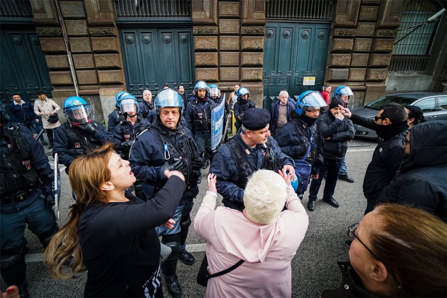 Ιταλία: Εξεγέρσεις σε φυλακές γιατί απαγόρευσαν το επισκεπτήριο - Φωτογραφία 2